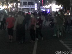 Ditutup untuk Cegah COVID-19, Jalan Asia Afrika Malah Jadi Ajang Car Free Night