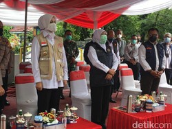 Khofifah Resmikan RS Rujukan COVID-19 Jember Didampingi Bupati Faida Sebelum Positif