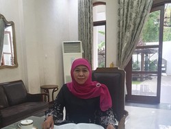 Khofifah Minta Siapapun yang Kontak Erat Dengannya Agar Swab Test
