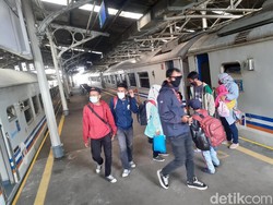 Puncak Arus Balik Tahun Baru 2021 Diprediksi Besok di Daop 2 Bandung
