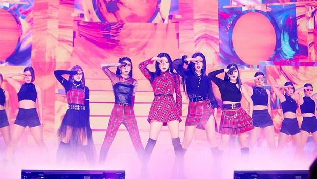 Red Velvet di konser SMTOWN Live Culture Humanity