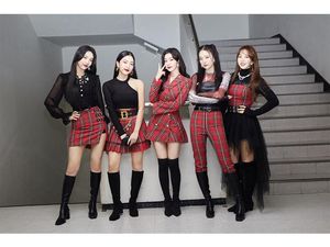 Red Velvet hingga Stray Kids Ramaikan Panggung K-Pop Musim Gugur Red Velvet hingga Stray Kids Ramaikan Panggung K-Pop Musim Gugur