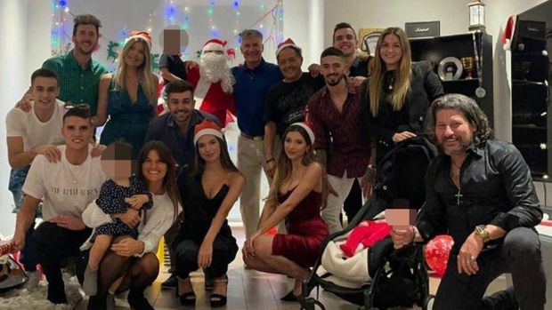 Lamela, Lo Celso, Reguilon, dan Lanzini merayakan Natal bersama.