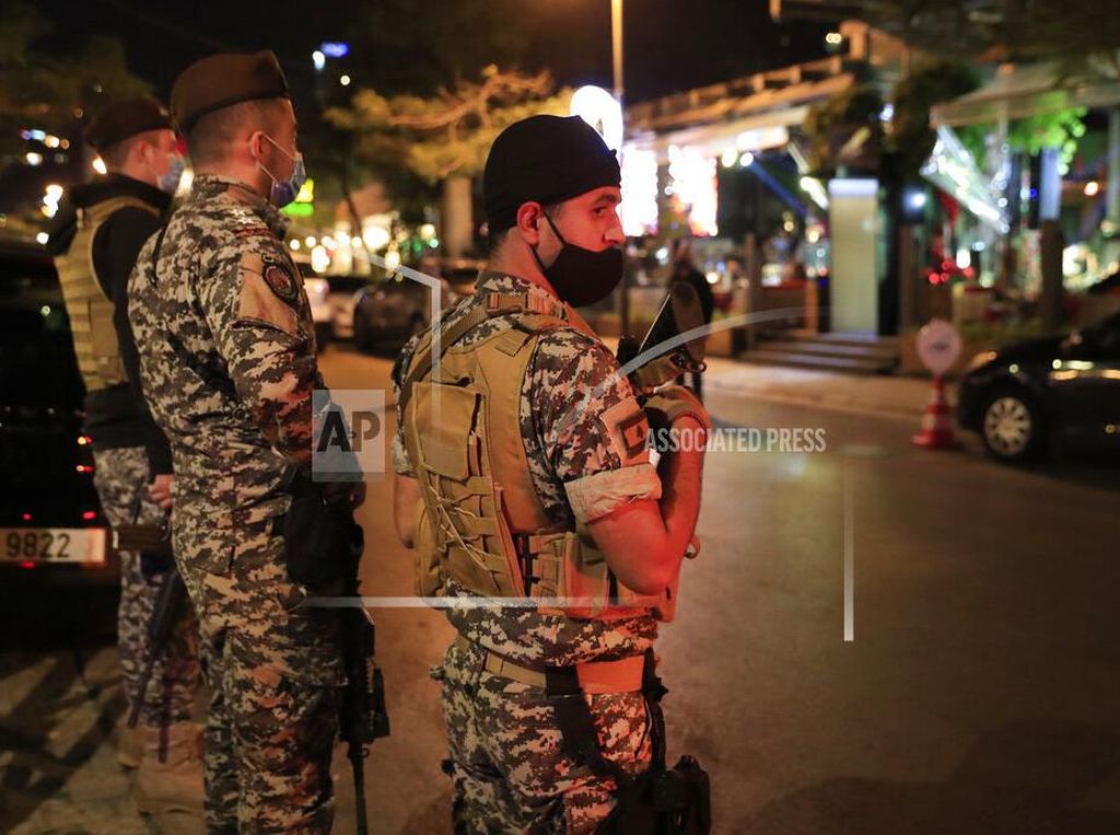 Seorang Wanita di Lebanon Tewas Kena Tembakan Nyasar pada Malam Tahun Baru Seorang Wanita di Lebanon Tewas Kena Tembakan Nyasar pada Malam Tahun Baru