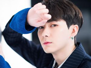 Aron Vakum karena Masalah Kesehatan, NUEST Promosi dengan 4 Member