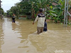 Banjir Akibat Tanggul Jebol di Kudus Makin Meluas
