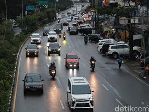 Begini Suasana di Jalan Pasteur Bandung Saat Puncak Arus Balik