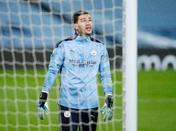 Ederson Perpanjang Kontrak di Man City, Bertahan Hingga 2026