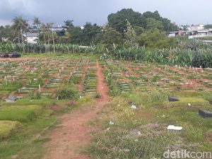 Area Makam Corona di TPU Pondok Ranggon Penuh, Begini Kondisinya Sekarang Area Makam Corona di TPU Pondok Ranggon Penuh, Begini Kondisinya Sekarang