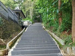 Makam Kanjeng Jimat Pacitan: Tempat Cari Ketenangan hingga Area Olahraga