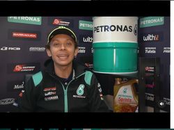 Selamat Tahun Baru, Penampilan Perdana Rossi Berseragam Petronas Yamaha SRT