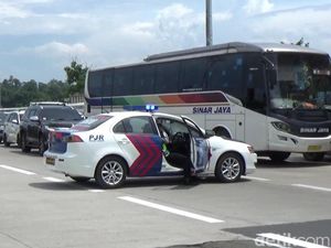 Distribusi Vaksin Corona, Tol Cikampek Ditutup Sementara Distribusi Vaksin Corona, Tol Cikampek Ditutup Sementara