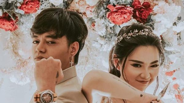 Reza Arap dan Wendy Walters Gelar Ritual Sangjit, Intip Momen Bahagia Mereka