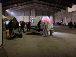Pesta Tahun Baru di Prancis yang Sudah Digelar Dua Malam Dibubarkan Pesta Tahun Baru di Prancis yang Sudah Digelar Dua Malam Dibubarkan