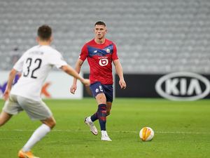 Mengenal Sven Botman, Bek Muda yang Diincar Liverpool