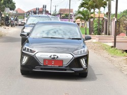 Kapan Pemprov DKI Jakarta Jadikan Mobil Listrik Kendaraan Dinas Nih?