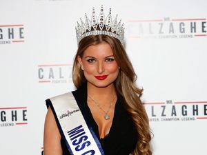 9 Potret Seksi Eks Ratu Kecantikan yang Ditangkap karena Kabur saat Karantina 9 Potret Seksi Eks Ratu Kecantikan yang Ditangkap karena Kabur saat Karantina