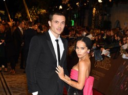 Baru 1,5 Tahun Menikah, Artis Zoe Kravitz Gugat Cerai Suami