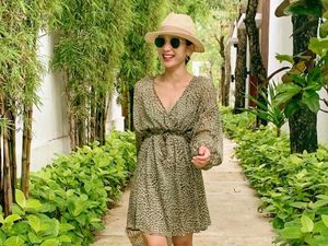 10 Gaya Liburan Bunga Zainal Bersama Suami dan Keluarga di Bali 10 Gaya Liburan Bunga Zainal Bersama Suami dan Keluarga di Bali
