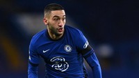 Kedua adalah Hakim Ziyech yang merupakan penyerang sayap. Ziyech juga punya rekan di Barcelona, yakni Frenkie de Jong yang pernah main bersama di Ajax dulu. Shaun Botterill/Getty Images.