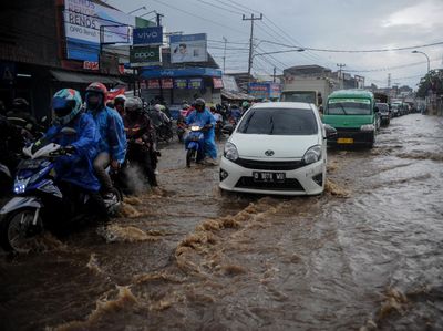 Drainase Buruk di Bandung Picu Genangan 50 cm