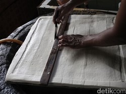 Produsen Tahu di Sukoharjo Mogok Gara-gara Kedelai Mahal