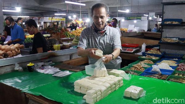 Pagi Ini, Harga Tahu Naik di Pasar Kosambi Bandung