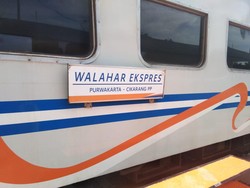 Setelah 6 Bulan, KA Lokal Walahar Kembali Beroperasi