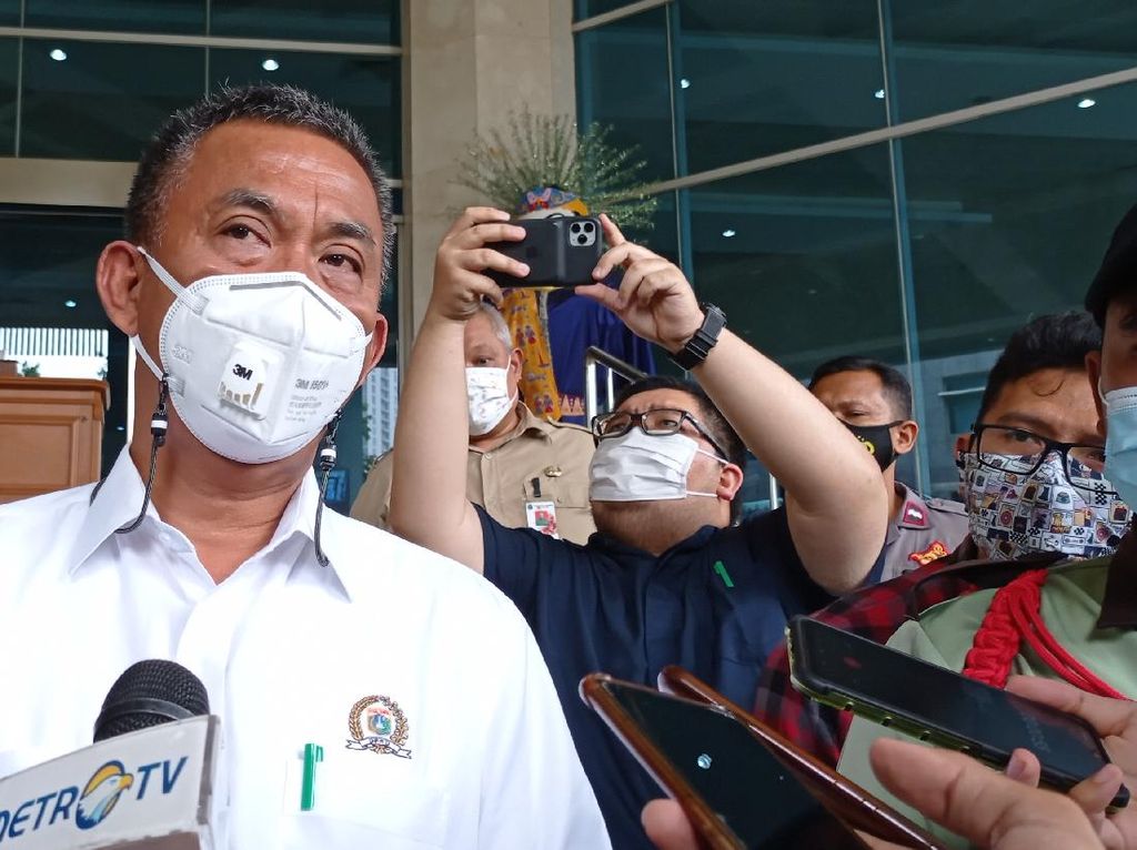 Ketua DPRD DKI Bantah Bekingi Istri Brigjen Zamroni soal Ribut dengan Arteria