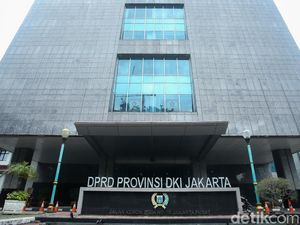Ruang Kerjanya Digeledah, Anggota F-PDIP DKI: KPK Cari Dokumen Anggaran 2018 Ruang Kerjanya Digeledah, Anggota F-PDIP DKI: KPK Cari Dokumen Anggaran 2018
