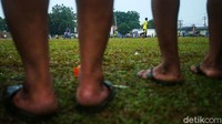 Beberapa tim memperbolehkan pemainnya untuk ikut dalam pertandingan seperti ini guna menjaga kebugaran para pemain.