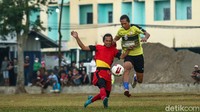 Seperti diketahui, tahun sudah berganti ke 2021. Tapi, hingga saat ini, belum ada kejelasan juga soal kelanjutan Shopee Liga 1.