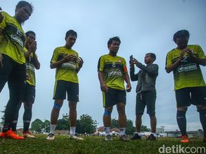 Liga 1 Masih Buram, Pemain Ikut Tarkam Liga 1 Masih Buram, Pemain Ikut Tarkam