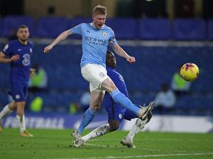 Kalahkan Chelsea, Man City Padahal Sempat Telat Panas