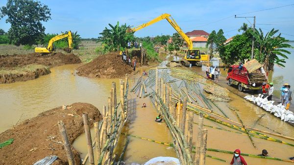 Tanggul Jebol di Sungai Gelis Diperbaiki, Telan Rp 67 M