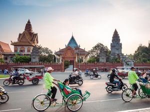 Setelah 6 Pekan Lockdown, Kamboja Buka Sekolah dan Museum Lagi