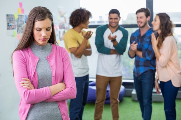 Rendah Diri/freepik.com Membandingkan diri sendiri dengan orang lain bukanlah ciri orang yang dewasa dan bijak.