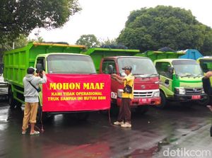 Puluhan Truk Sampah Pemkab Jember Mogok Operasi Gegara Tak Ada Anggaran BBM