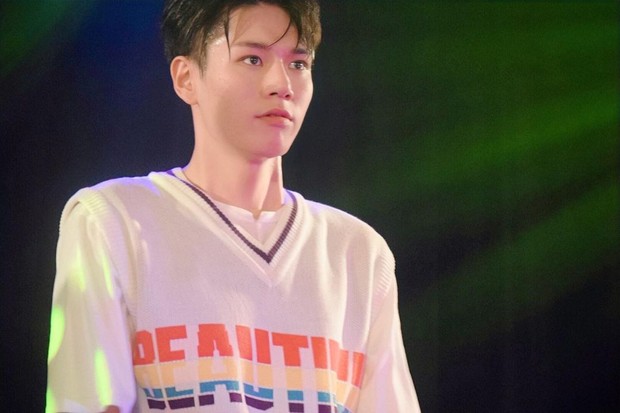 5 Member Idol Kpop Ini Punya Tubuh Tinggi Menjulang Di Atas 180 Cm