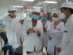 MUI Tuntaskan Audit Lapangan Sinovac, dari Beijing hingga Bandung