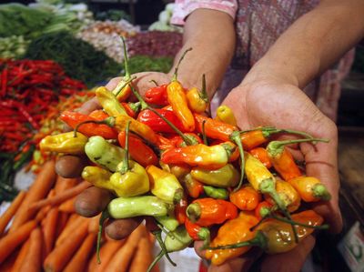 Cabai Rawit Merah dan Kedelai Jadi Barang Mahal