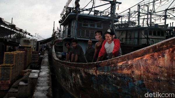 Foto: Saat Nelayan Curhat Pendapatan Surut Gegara Cuaca Buruk