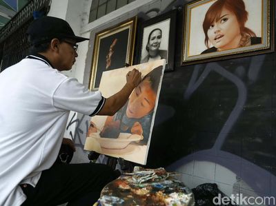 Geliat Pelukis Jalanan di Kawasan Kota Tua