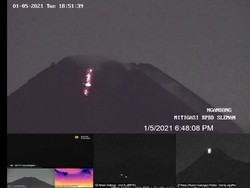 Sejak Semalam Gunung Merapi Keluarkan 6 Kali Guguran Lava Pijar