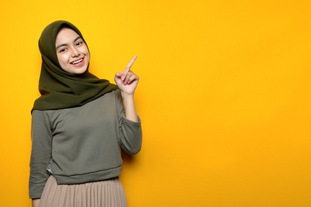 Tips outfit untuk interview perdana menggunakan hijab simpel/freepik.com