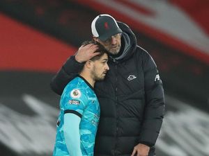 Terpuruk di Liga Inggris, Liverpool Tetap Tenang