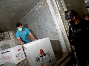 Pemerintah Kirim 336.960 Dosis Vaksin Pfizer ke Dinkes Jawa Timur