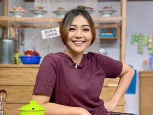 Mengenang Chacha Sherly, Pedangdut yang Hobi Makan Daging Panggang Mengenang Chacha Sherly, Pedangdut yang Hobi Makan Daging Panggang