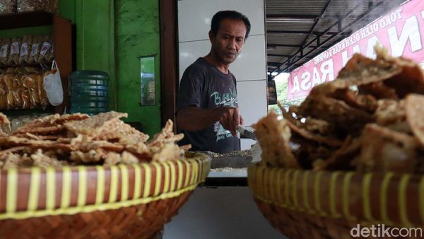 Meski Kedelai Mahal, Pengusaha Tempe Goreng Belum Naikan Harga