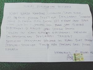 Jemaah Tolak dan Batalkan Deklarasi Tentara Allah di Bandung Barat Jemaah Tolak dan Batalkan Deklarasi Tentara Allah di Bandung Barat